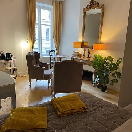 Apartman L'hotel Particulier Villequier *